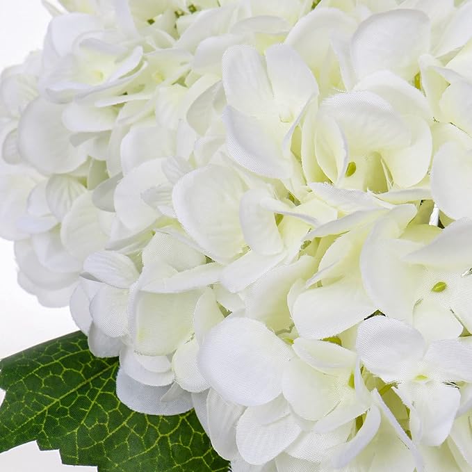 Artificial Hydrangea Flowers in Glass Vase, White Silk, 4 Heads